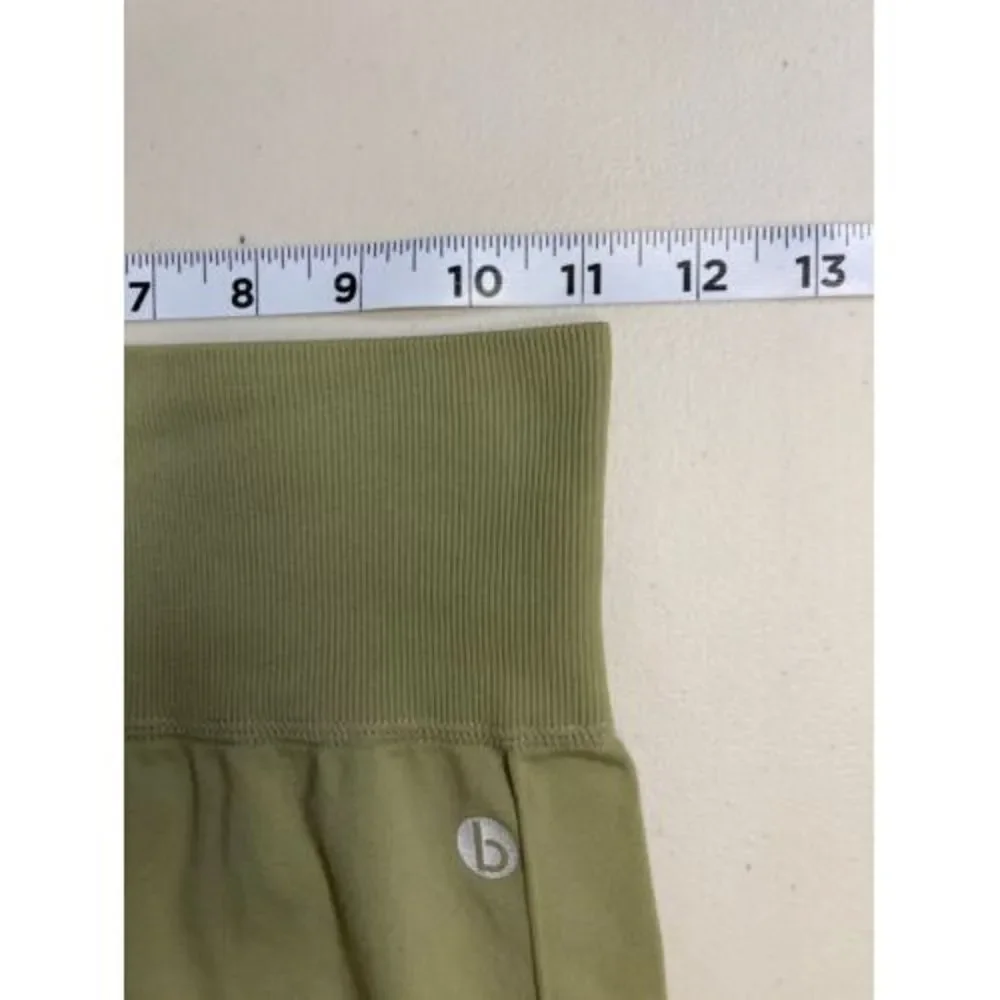 Cotton: On Body Women's Athletic Compression Leggings‎ Olive Green Size XS